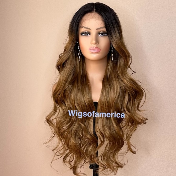 Lace front middle part wavy Layered - Picture 1 of 6